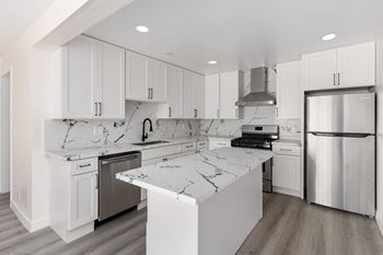 Modern shaker style cabinets